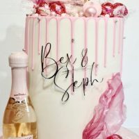 London 2 Name Cake Charm - Personalised - Acrylic